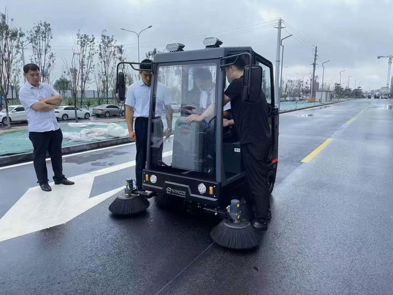 環衛電動掃地機的前景